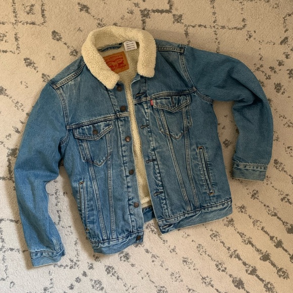 Levi's Trucker Sherpa Button Up Jean Jacket Size Small - Picture 2 of 8